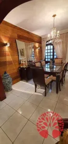 Casa com 3 Quartos à venda, 243m² no Jardim Santa Teresa, Jundiaí