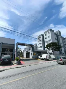 Apartamento com 2 Quartos para alugar, 40m² no Ponte do Imaruim, Palhoça