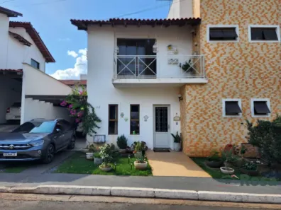 Sobrado com 3 Quartos à venda, 165m² no Santa Rosa, Cuiabá