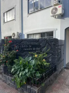 Apartamento com 2 Quartos à venda, 60m² no Zona 07, Maringá