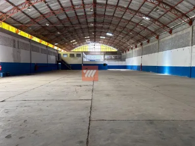 Galpão/Depósito/Armazém para alugar, 1750m² no Piracangaguá, Taubaté