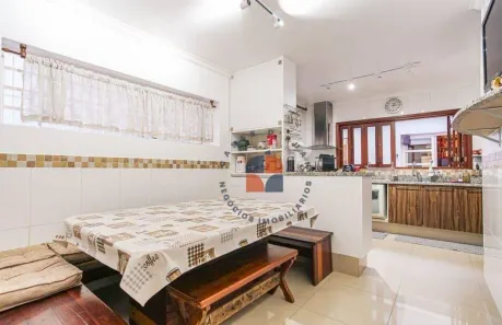Casa com 3 Quartos à venda, 222m² no Vila Romana, São Paulo