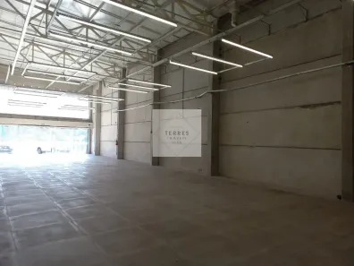 Ponto Comercial para alugar, 325m² no Hípica, Porto Alegre