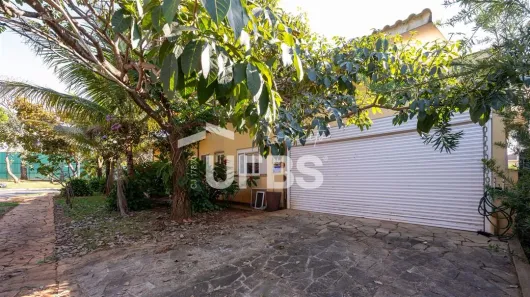 Casa de Condomínio com 3 Quartos à venda, 370m² no Jardins Verona, Goiânia