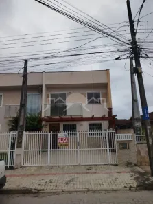 Casa com 2 Quartos para alugar, 80m² no Boehmerwald, Joinville
