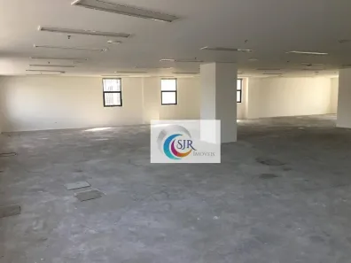Sala Comercial para alugar, 204m² no Vila Olímpia, São Paulo