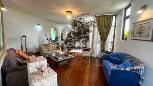 Casa com 4 Quartos à venda, 384m² no São Lucas, Belo Horizonte