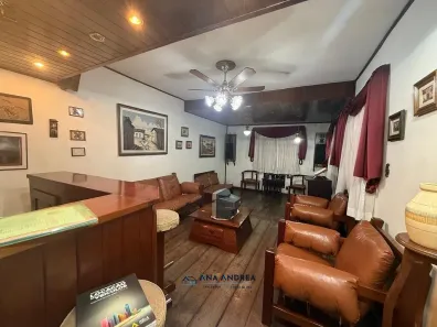 Sobrado com 3 Quartos à venda, 240m² no Parque Santos Dumont, Taboão da Serra