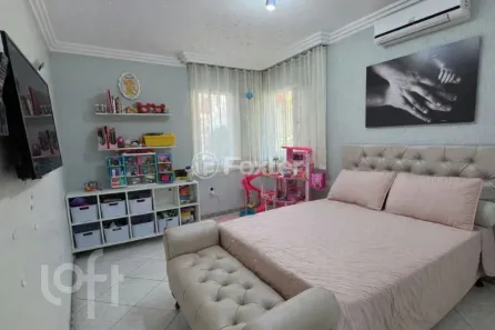 Casa com 3 Quartos à venda, 206m² no Ponta de Baixo, São José