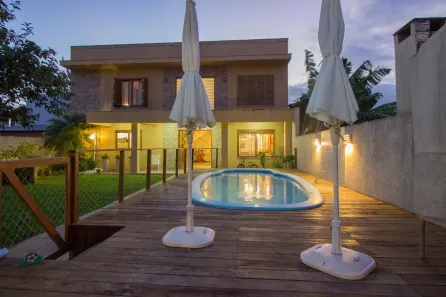 Casa com 3 Quartos à venda, 250m² no Nossa Senhora Das Dores, Torres