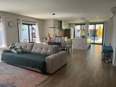 Casa com 3 Quartos à venda, 280m² no Estância Santa Maria do Portão, Atibaia