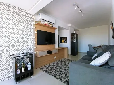 Apartamento com 2 Quartos à venda, 62m² no Santa Maria Goretti, Porto Alegre