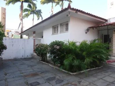 Casa com 4 Quartos à venda, 345m² no Cocó, Fortaleza
