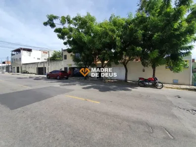 Casa com 4 Quartos à venda, 960m² no Cidade dos Funcionários, Fortaleza