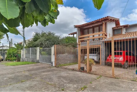 Casa com 2 Quartos à venda, 166m² no Vila Jardim, Porto Alegre