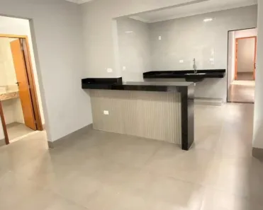 Casa com 4 Quartos à venda, 200m² no Jardim Patrícia, Uberlândia