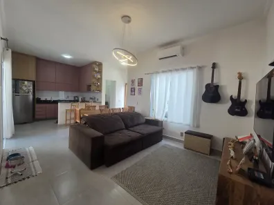 Casa com 2 Quartos à venda, 73m² no Jardim Alice, Jundiaí