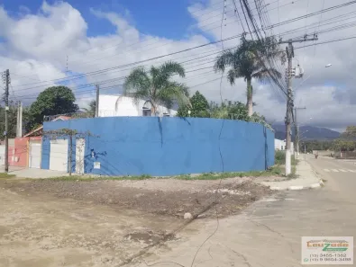 Sobrado com 3 Quartos à venda, 170m² no Estância dos Eucaliptos, Peruíbe
