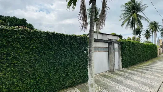 Casa com 5 Quartos à venda, 600m² no Parque Getúlio Vargas, Feira de Santana
