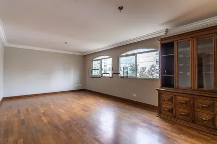Apartamento com 3 Quartos à venda, 210m² no Vila Uberabinha, São Paulo