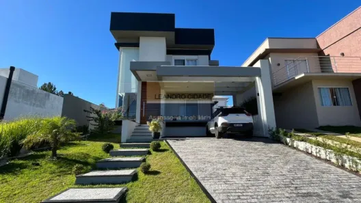 Casa de Condomínio com 3 Quartos à venda, 210m² no São Lucas, Viamão