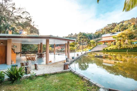 Fazenda/Sítio com 4 Quartos à venda, 543m² no Bateias, Campo Largo