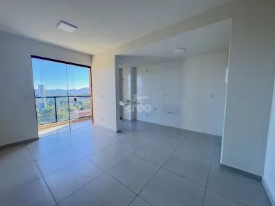 Apartamento com 2 Quartos para alugar, 55m² no Badenfurt, Blumenau