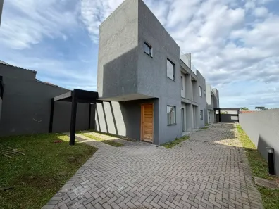 Sobrado com 3 Quartos à venda, 94m² no Cachoeira, Curitiba