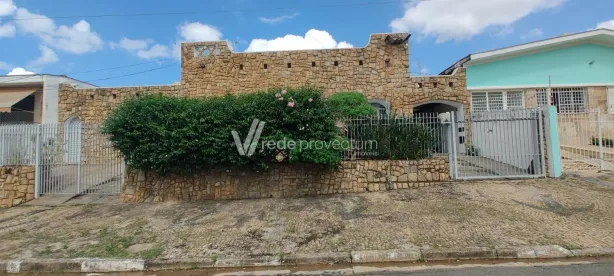 Casa com 3 Quartos à venda, 498m² no Vila Santana, Campinas