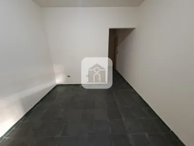 Casa com 3 Quartos para alugar, 61m² no Tibery, Uberlândia