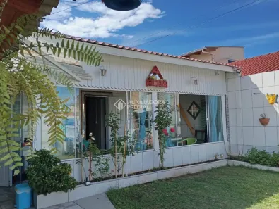 Casa com 3 Quartos à venda, 196m² no Rio Branco, Canoas