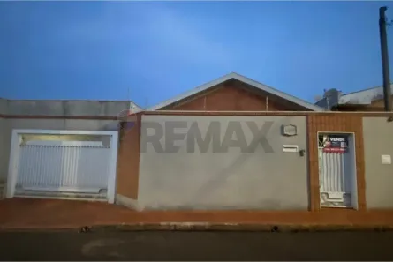 Casa com 3 Quartos à venda, 360m² no Centro, São Joaquim da Barra
