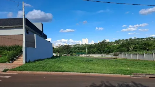 Lote/Terreno à venda, 250m² no Residencial Tivoli, Araraquara