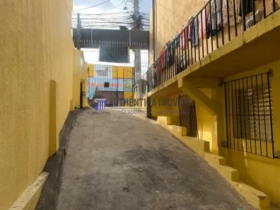 Casa com 2 Quartos para alugar, 42m² no Vila Silva Ribeiro, Carapicuíba