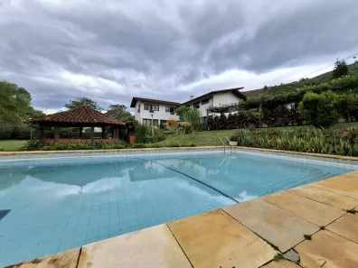 Casa com 5 Quartos à venda, 2255m² no Bonsucesso, Teresópolis