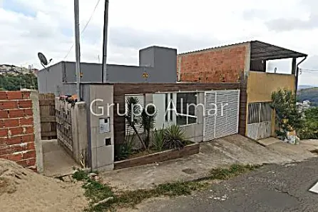 Casa com 3 Quartos à venda, 187m² no São Pedro, Juiz de Fora