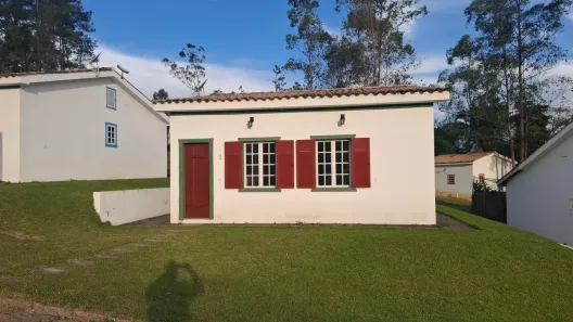 Casa de Condomínio com 2 Quartos para alugar, 75m² no Guaxinduva, Atibaia