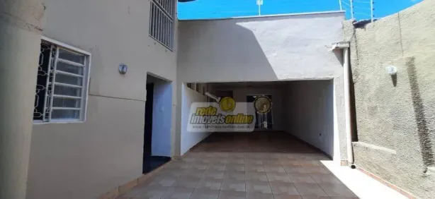 Casa com 3 Quartos à venda, 140m² no Mercês, Uberaba