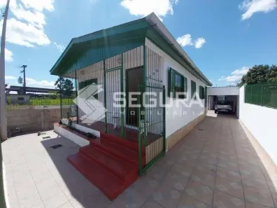 Casa com 2 Quartos para alugar, 84m² no Rio Branco, Canoas