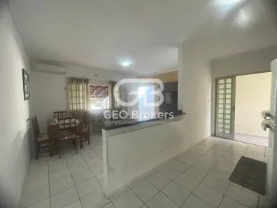 Sobrado com 2 Quartos à venda, 69m² no Loteamento Villa Branca, Jacareí