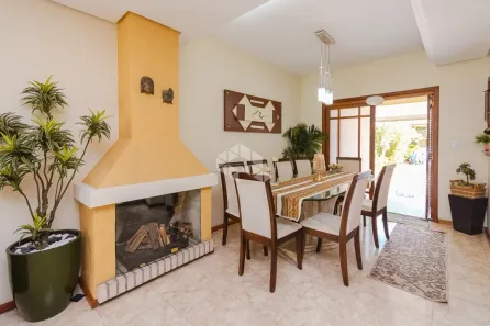 Casa com 5 Quartos à venda, 291m² no Camaquã, Porto Alegre