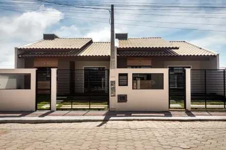 Casa com 2 Quartos à venda, 75m² no Itacolomi, Balneário Piçarras
