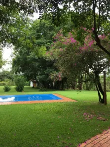 Fazenda/Sítio com 3 Quartos à venda, 220m² no Recanto dos Pinheiros, Cambé