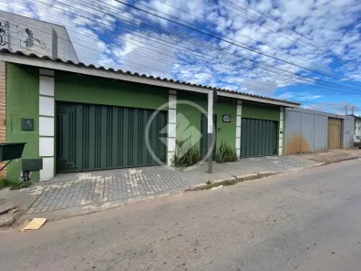 Sala Comercial para alugar, 200m² no Setor Garavelo, Aparecida de Goiânia