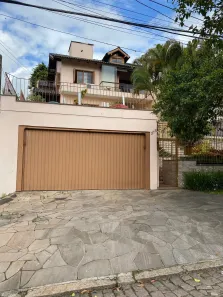 Casa com 4 Quartos à venda, 480m² no Chácara das Pedras, Porto Alegre