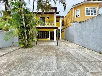 Casa de Condomínio com 4 Quartos à venda, 120m² no Vargem Grande, Rio de Janeiro
