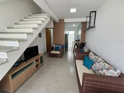 Sobrado com 2 Quartos à venda, 80m² no Recanto Som do Mar, Caraguatatuba