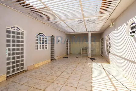 Casa com 5 Quartos à venda, 250m² no Taguatinga Norte, Brasília