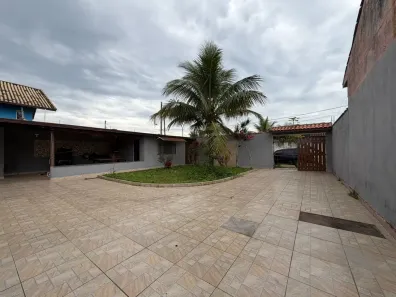 Casa com 3 Quartos à venda, 160m² no Jardim Casablanca, Peruíbe