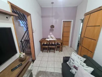 Casa com 2 Quartos à venda, 50m² no Ramos, Rio de Janeiro